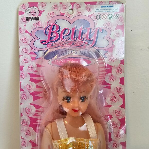 Huida Toy Betty Beauty Set Fashion Clone Doll Strawberry Blond Yellow Dress 11" - Picture 3 of 8